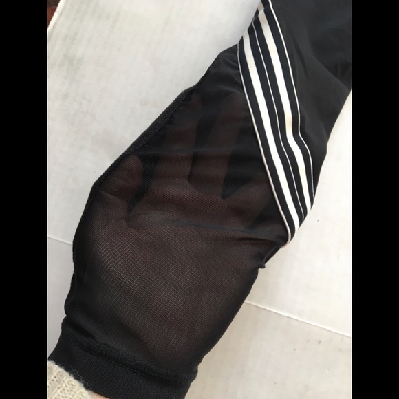 Athleta Sonar Striped Mesh Capri Leggings - Picture 5 of 10